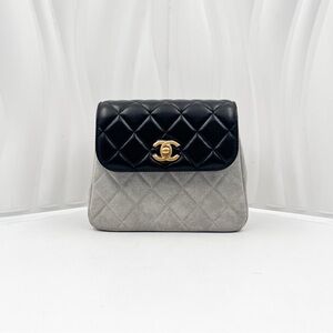 CHANEL 25A Hobo Bag Grey Suede & Black Lambskin